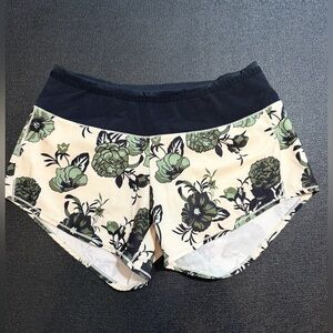 Oiselle Toolbelt Running Shorts Size 6